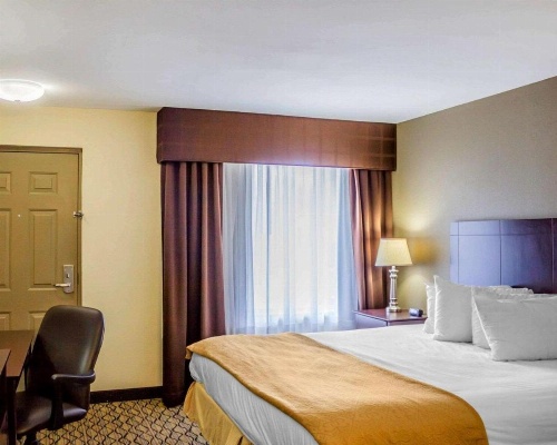 Quality Inn Waterbury image 11