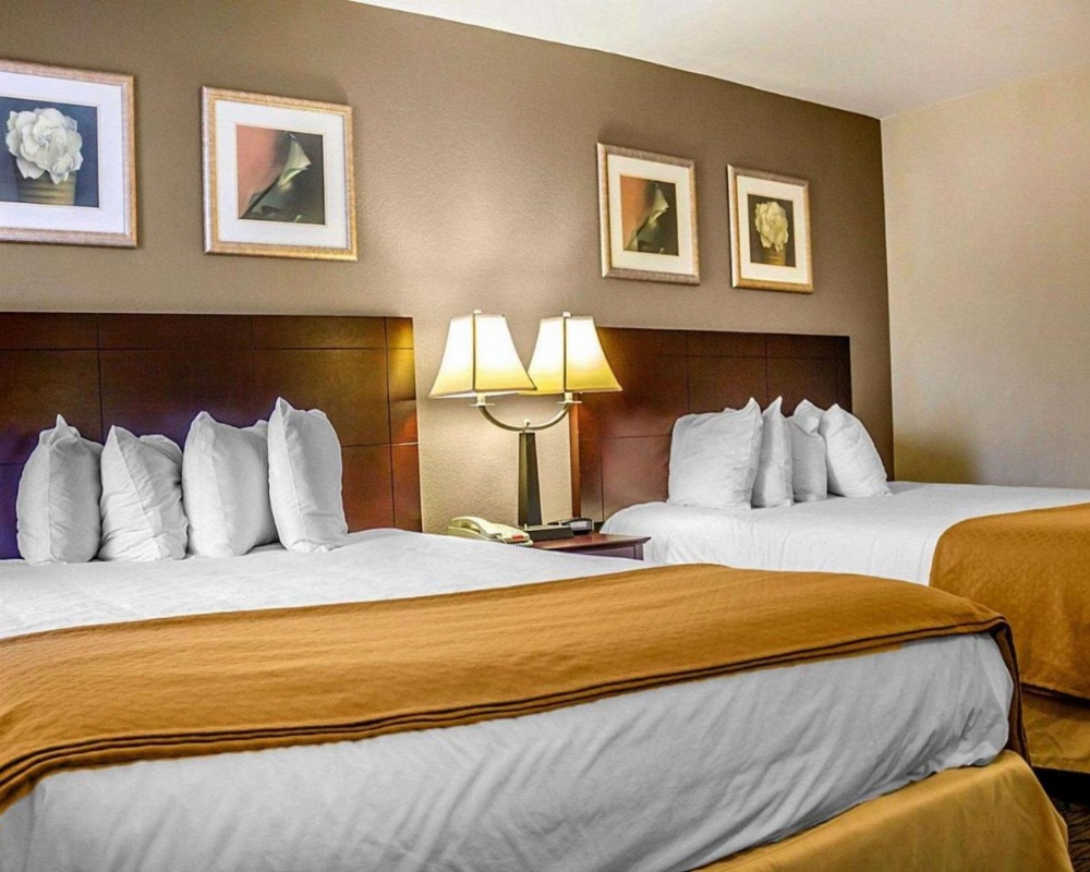 Quality Inn Waterbury Image 17
