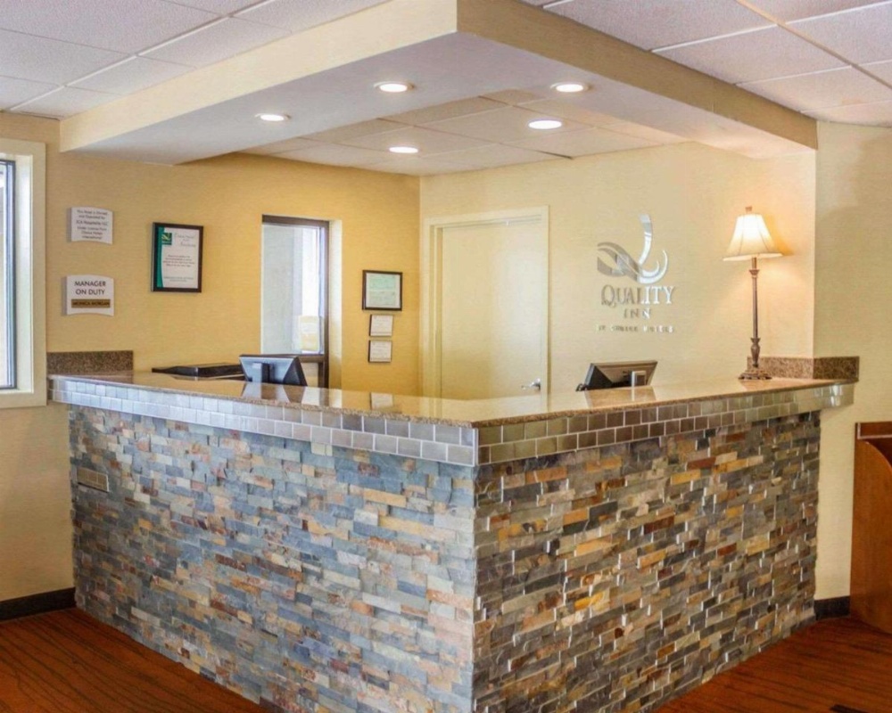 Quality Inn Waterbury Image 9